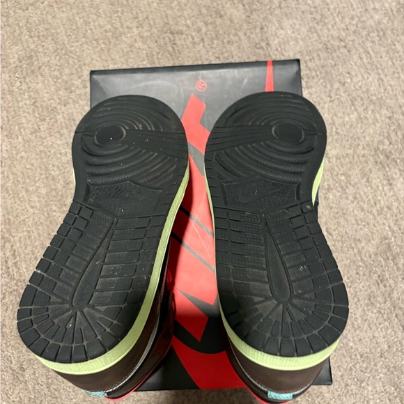 Jordan Retro 1 “Bio Hack” - Picture 6 of 6
